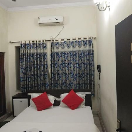 Raviz Inn Calcutta  Esterno foto