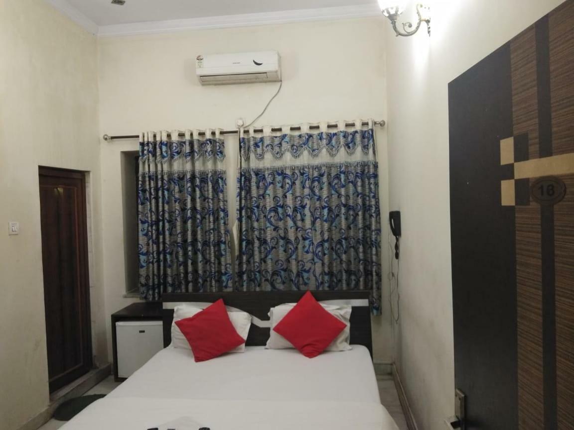 Raviz Inn Calcutta  Esterno foto